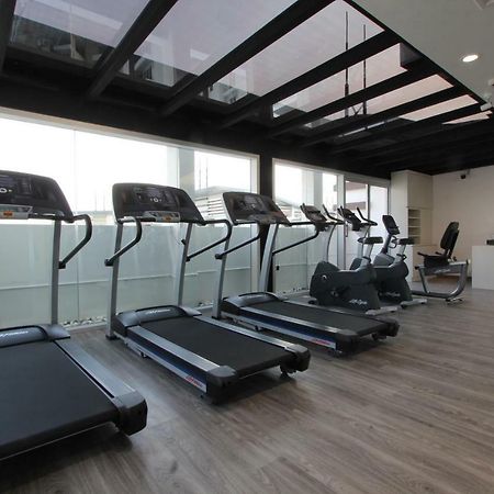 85 Soho Premium Residences Янгон Екстериор снимка