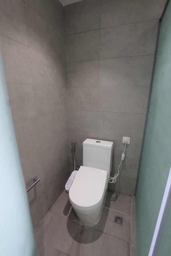 85 Soho Premium Residences Янгон Екстериор снимка