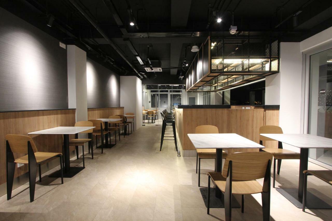 85 Soho Premium Residences Янгон Екстериор снимка